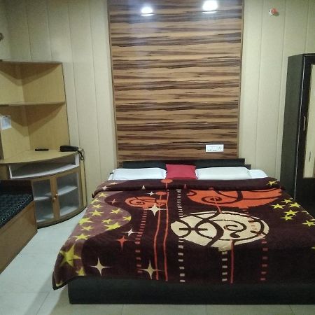 Hotel Neelam Raj Nainital Exterior photo