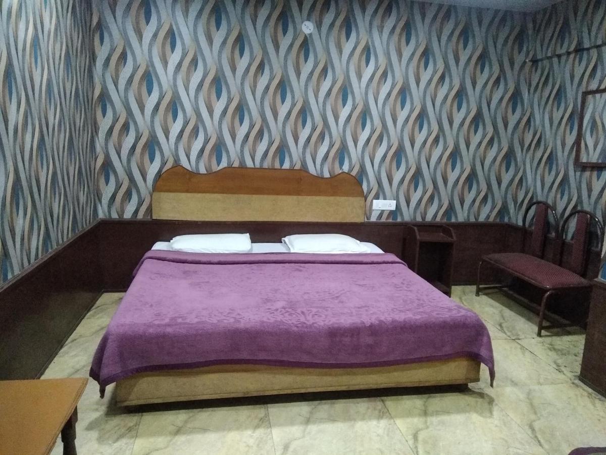 Hotel Neelam Raj Nainital Exterior photo