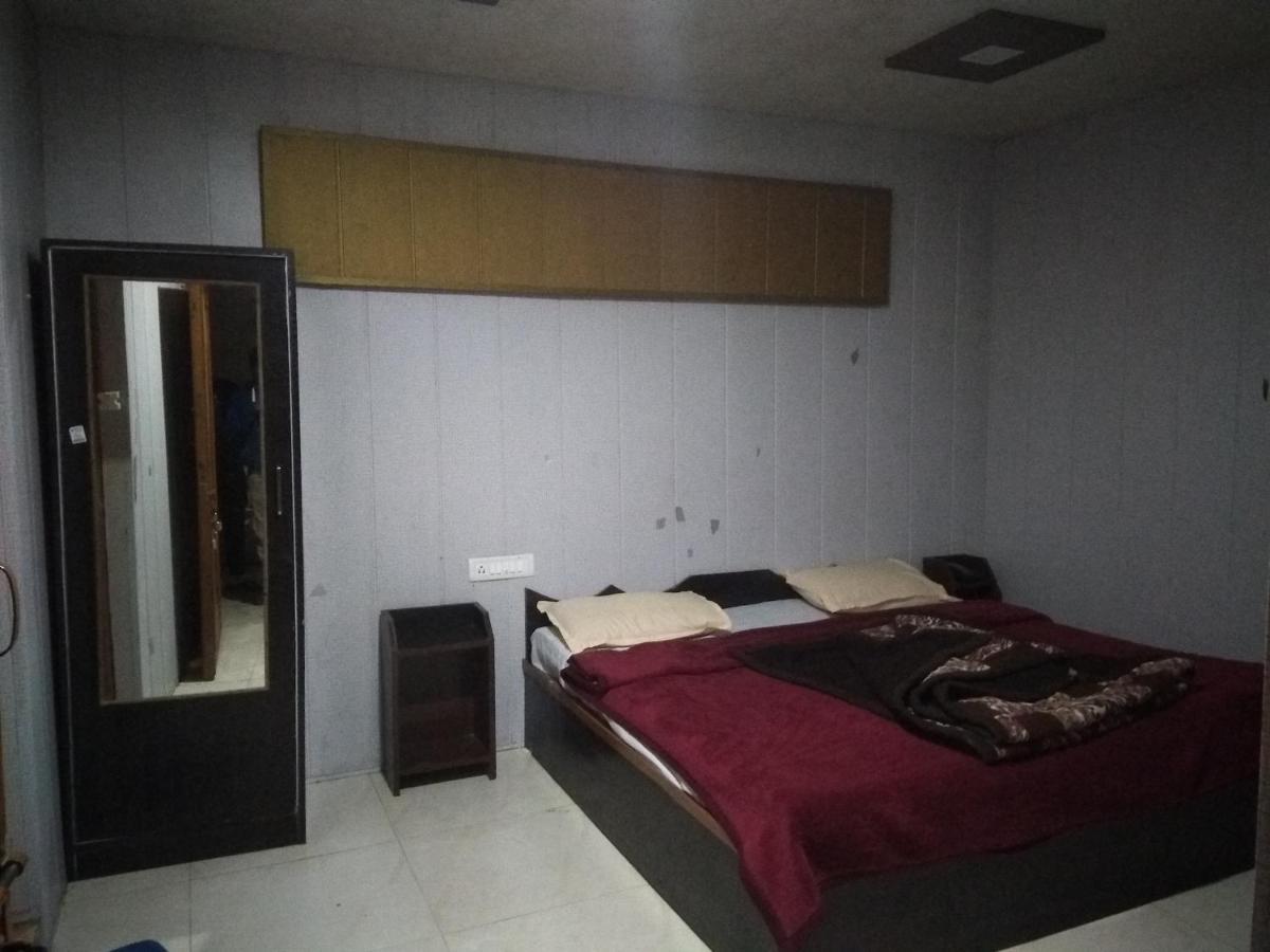 Hotel Neelam Raj Nainital Exterior photo